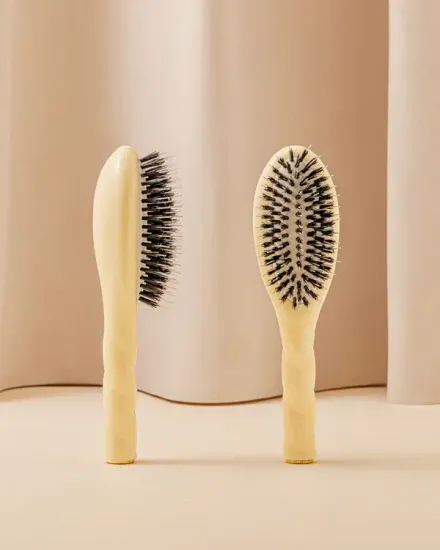 La Bonne Brosse N.02 The Essential Do It All Small Brush
