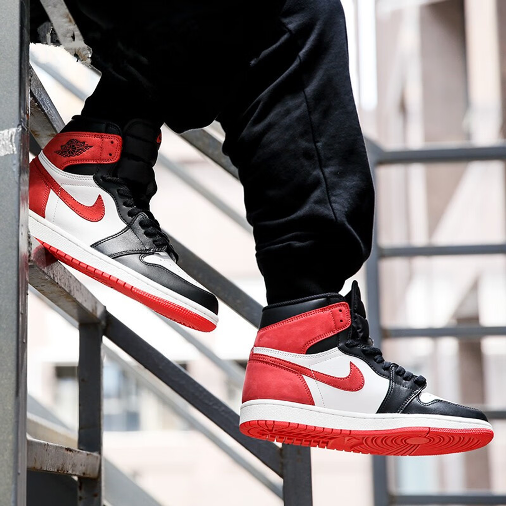 Jordan 1 Retro High Track Red GS