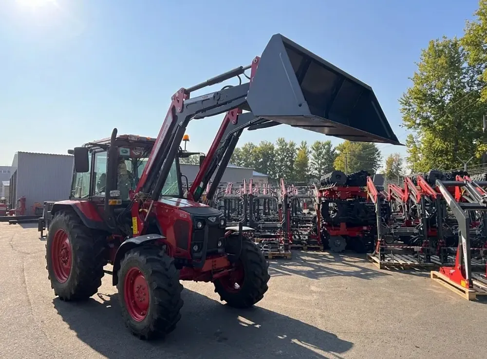 Фронтальный Metal-Fach погрузчик "БЫК" T-229 1300S э/м клапан