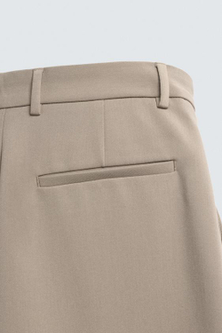 ZARA БРЮКИ RELAXED FIT СО СКЛАДКАМИ, СВЕТЛО-КОРИЧНЕВЫЙ