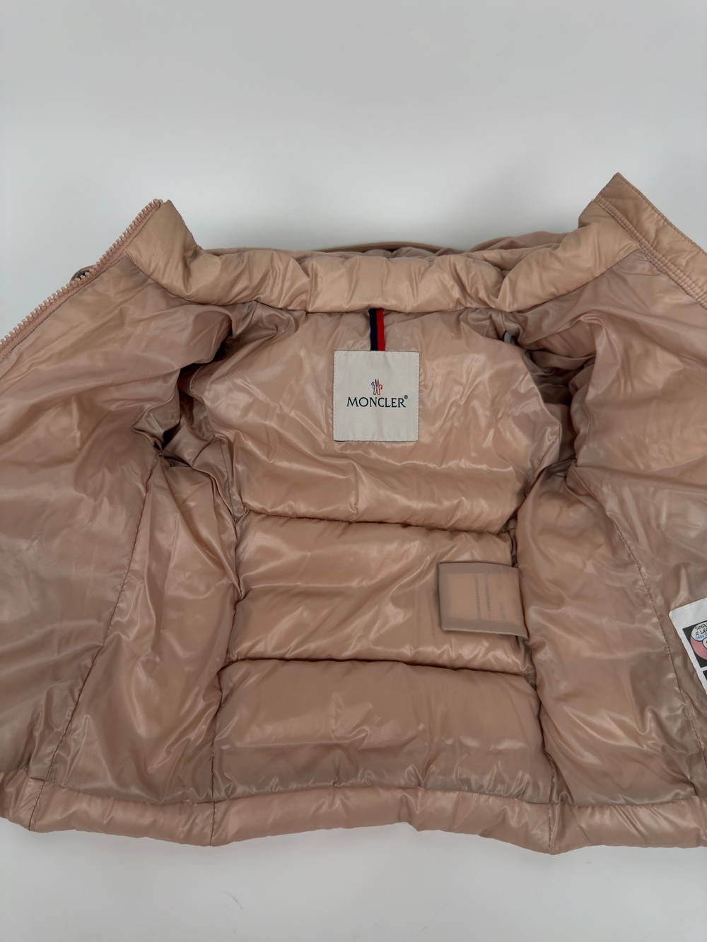 Пуховик Moncler