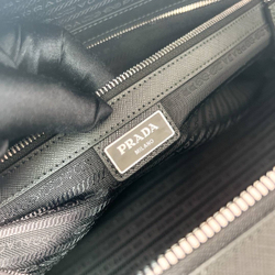 Дорожная сумка Prada