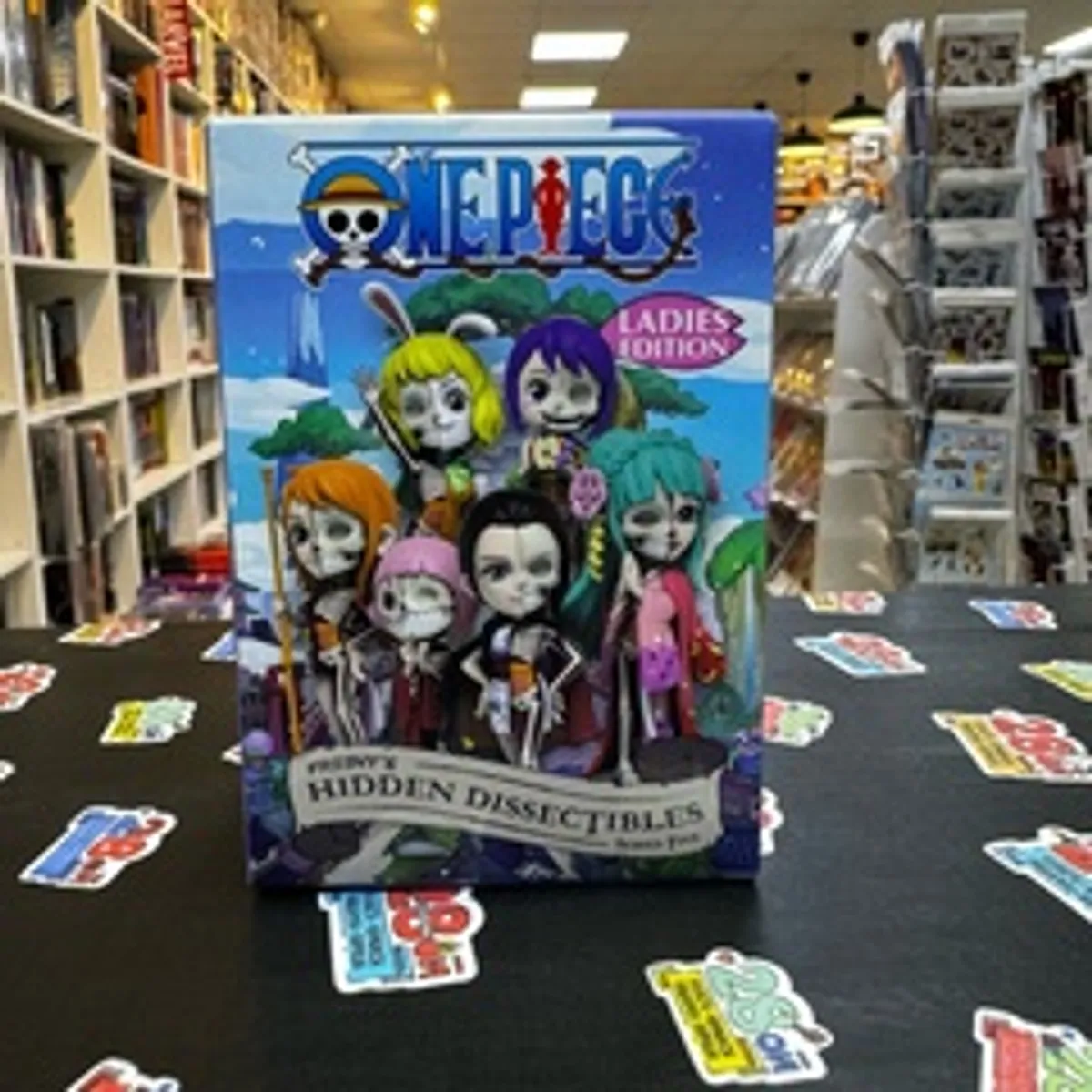 Случайная фигурка Mighty Jaxx One Piece Hidden Dissectibles Series Five: Ladies Edition