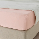 Простыня на резинке IKEA DVALA (ДВАЛА), Розовый, 180х200 см