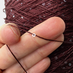 PAILLUX - D&C yarns; 96% хлопок, 4% прозрачные пайетки; 560м/100гр; цвет: нить - шоколадный с нотками бордо, пайетки - прозрачные MP