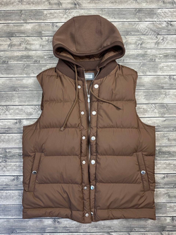 Пуховый жилет Brunello Cucinelli