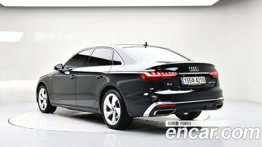 Audi A4 40 TFSI Premium — 2022