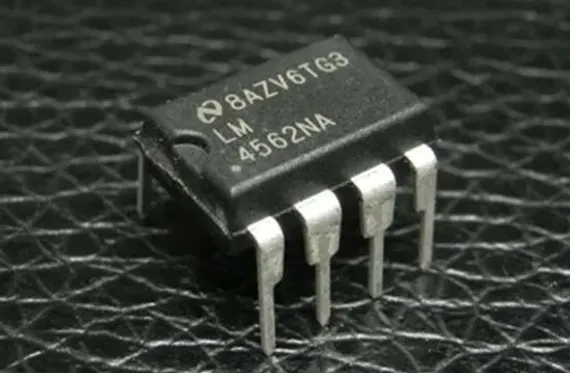 Микросхема LM4562NA / DIP-8