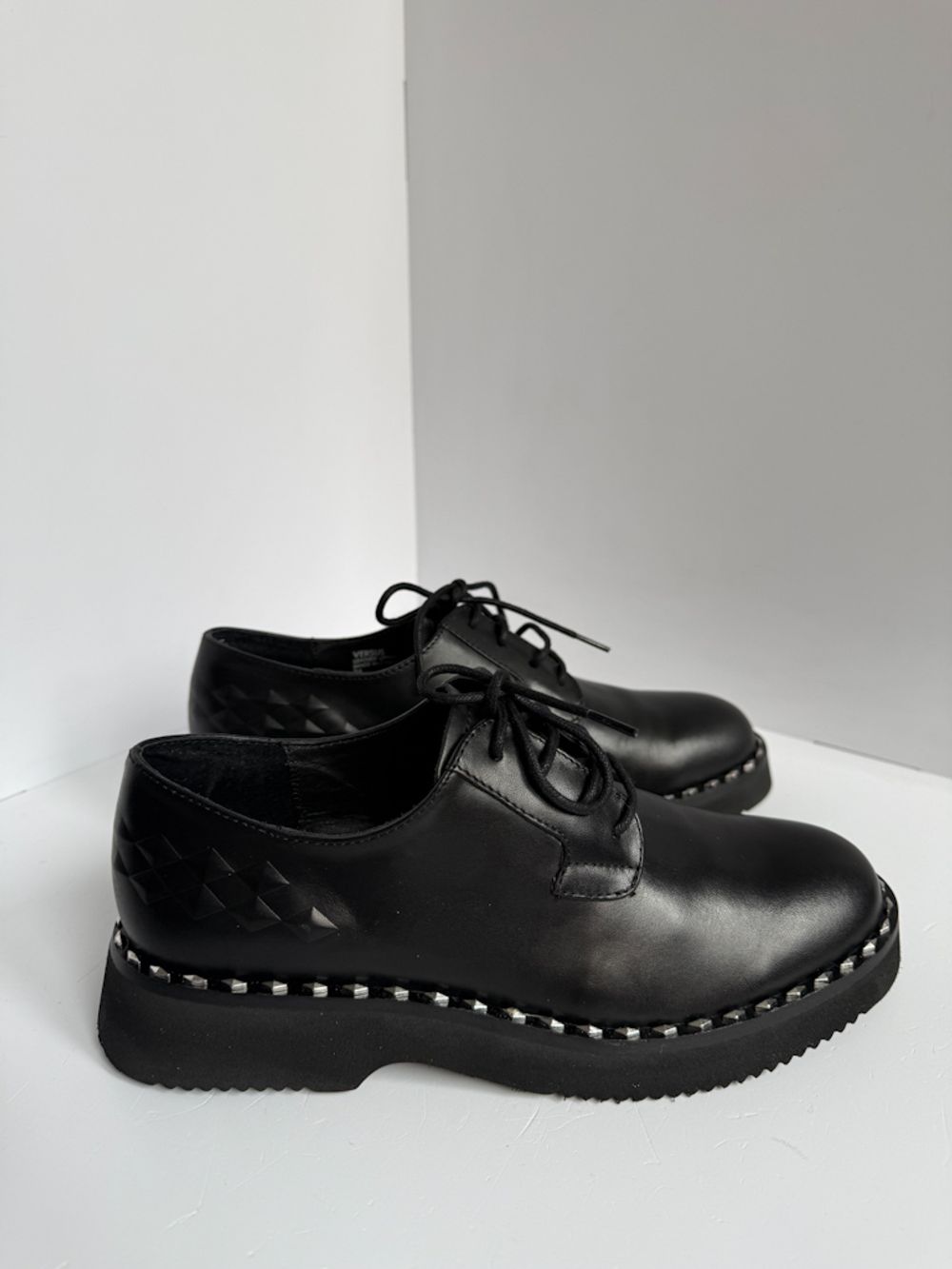 Новые кожаные туфли Ash, 36