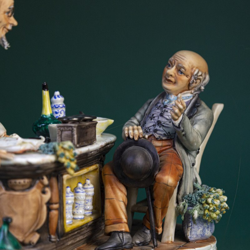 Фарфоровая мануфактура Capodimonte «Эликсир здоровья»