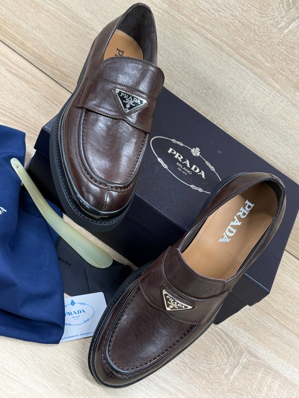 Лоферы Prada