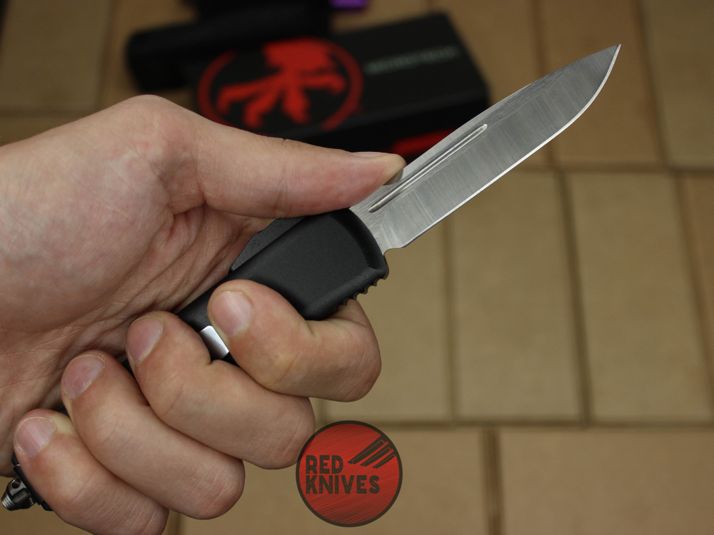 Нож Microtech UTX-85 S/E - черная рукоять, стандартный клинок, сатин + запчасти RK-389