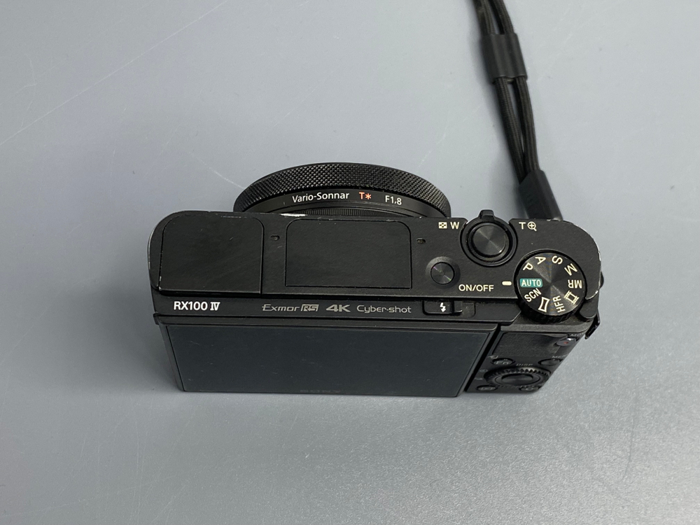 Sony RX100 IV кольцо туго ходит