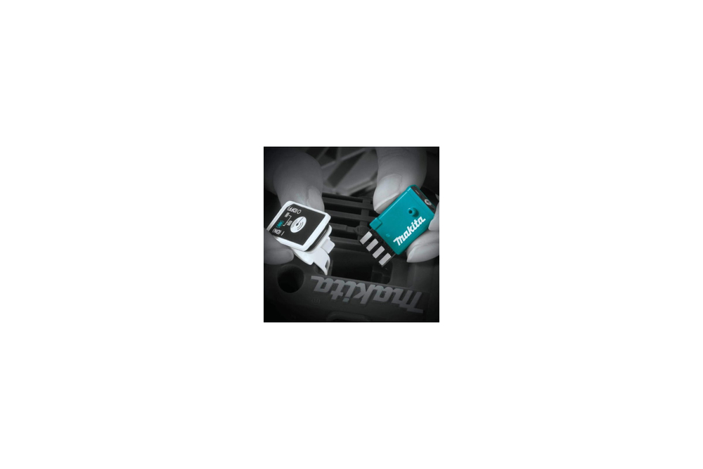 Дисковая аккумуляторная пила Makita LXT DHS783ZJU