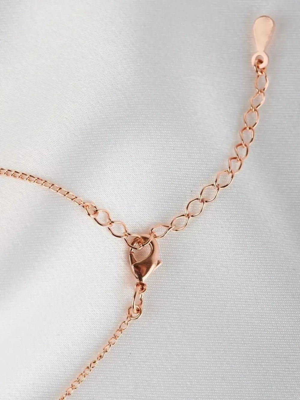 Колье Миражи с красными кристаллами-кубиками Swarovski