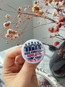 Значки подарок Футбол