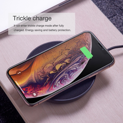 Беспроводное зарядное устройство Nillkin PowerFlash Wireless Charger (Classic Nylon) (15W)