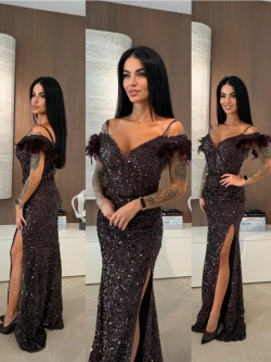 вечернее платье с пайетками и перьями + plus size