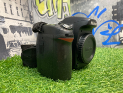Nikon D80 (Заклинил затвор)