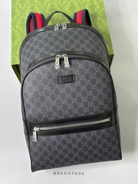Рюкзак тёмно-серый с чёрной отделкой и красно-синими лямками от Gucci BP5-215217