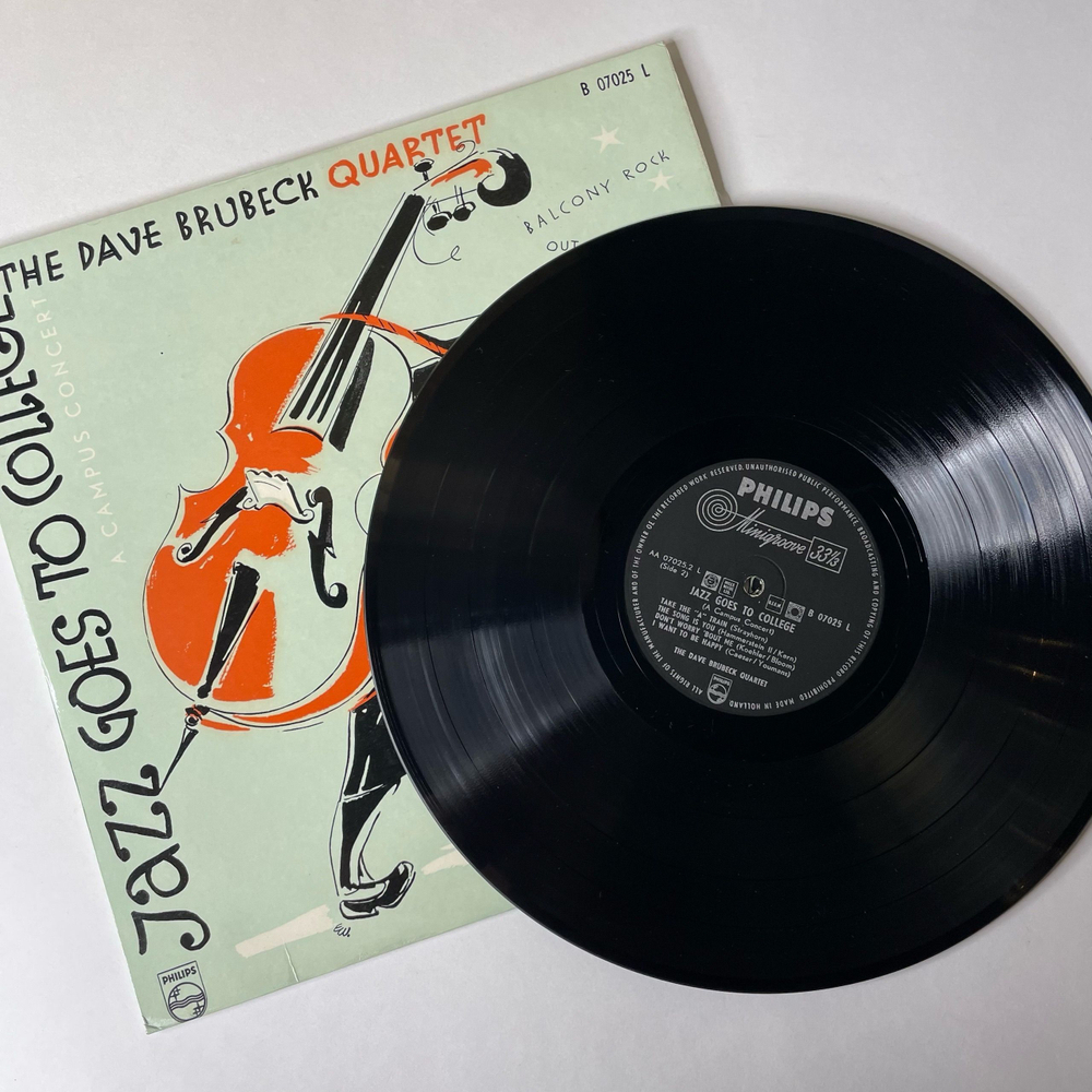 Винтажная виниловая пластинка LP The Dave Brubeck Quartet Jazz Goes To College (Нидерланды 1969)