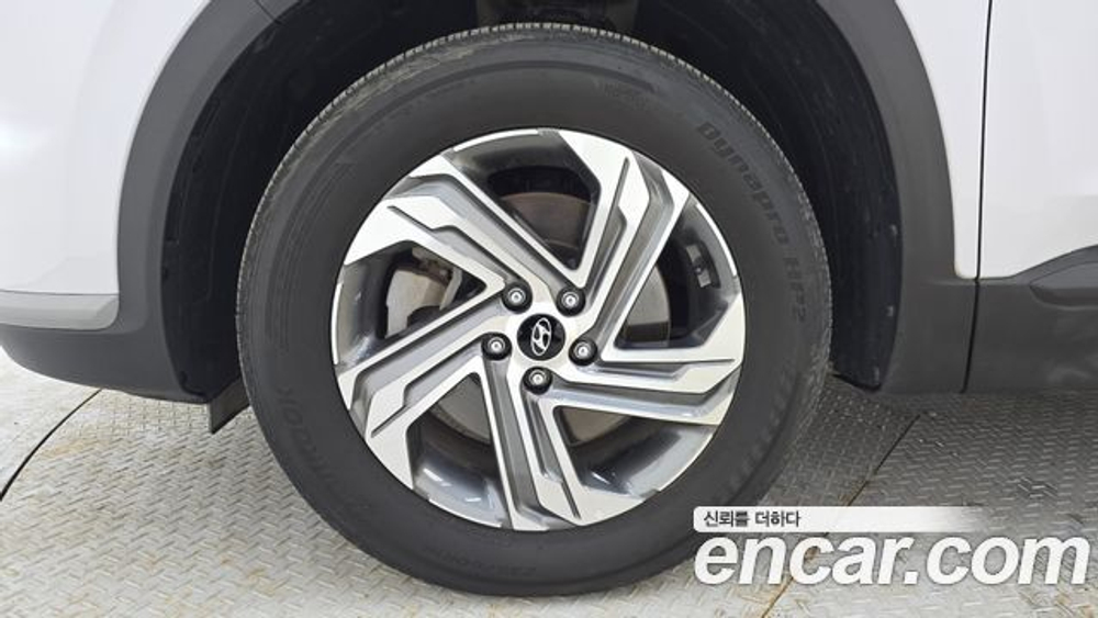 Hyundai Santafe Gasoline 2.5T 2WD — 2023
