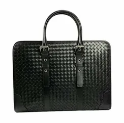 Кожаный портфель Bottega Veneta Intrecciato на молнии с плечевым ремнем