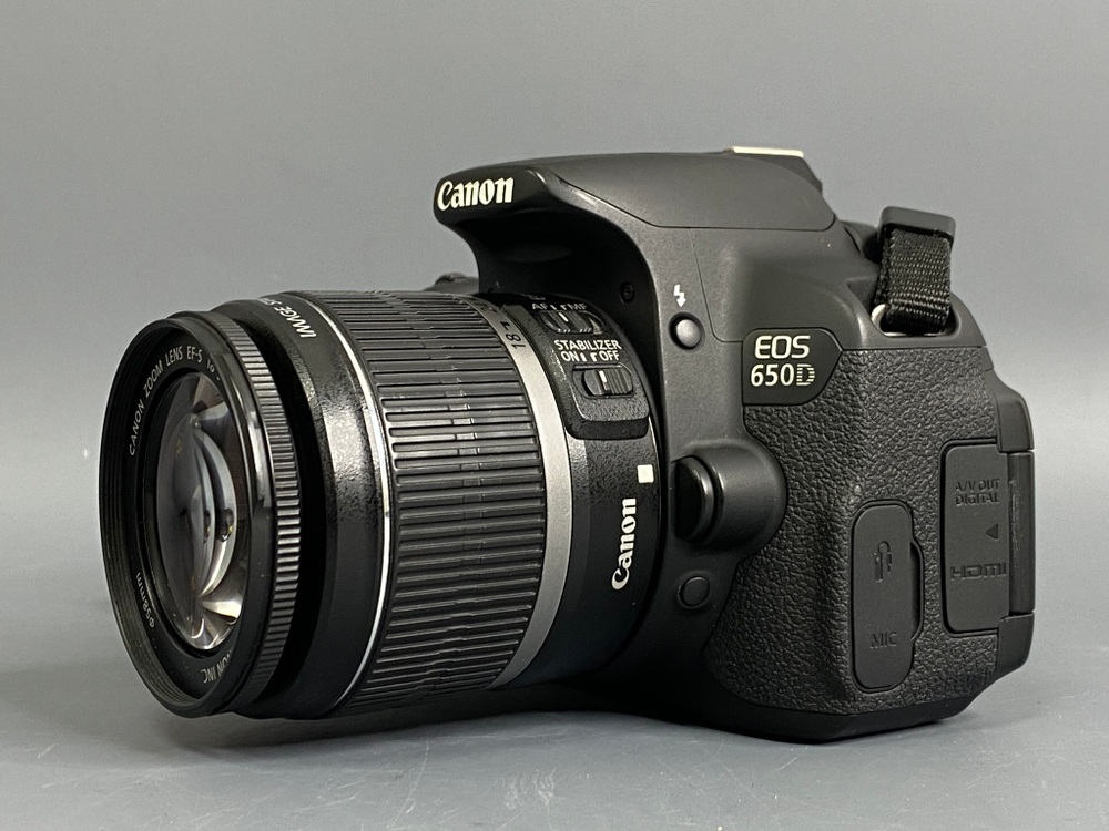Canon EOS 650D Kit 18-55mm IS