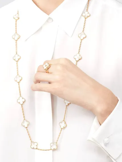 Винтажное колье Van Cleef &amp; Arpels Alhambra, 20 мотивов
