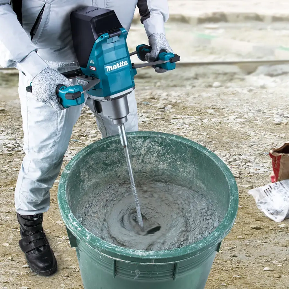 Аккумуляторный миксер Makita UT001GZ02