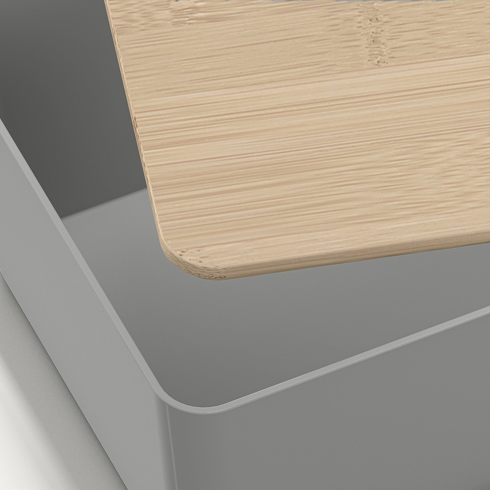 IKEA KUGGIS  (ИКЕА КУГГИС)  -  Контейнер с крышкой - светло-серый/бамбук 13x18x8 см