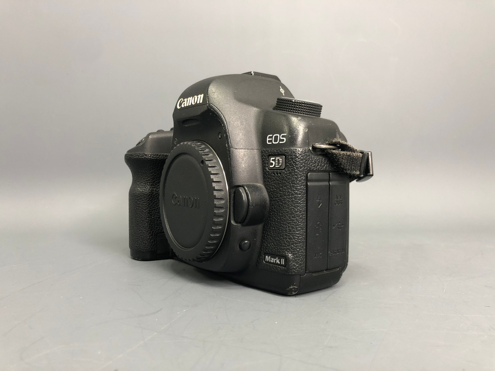 Canon EOS 5D Mark II 136.000 кадров