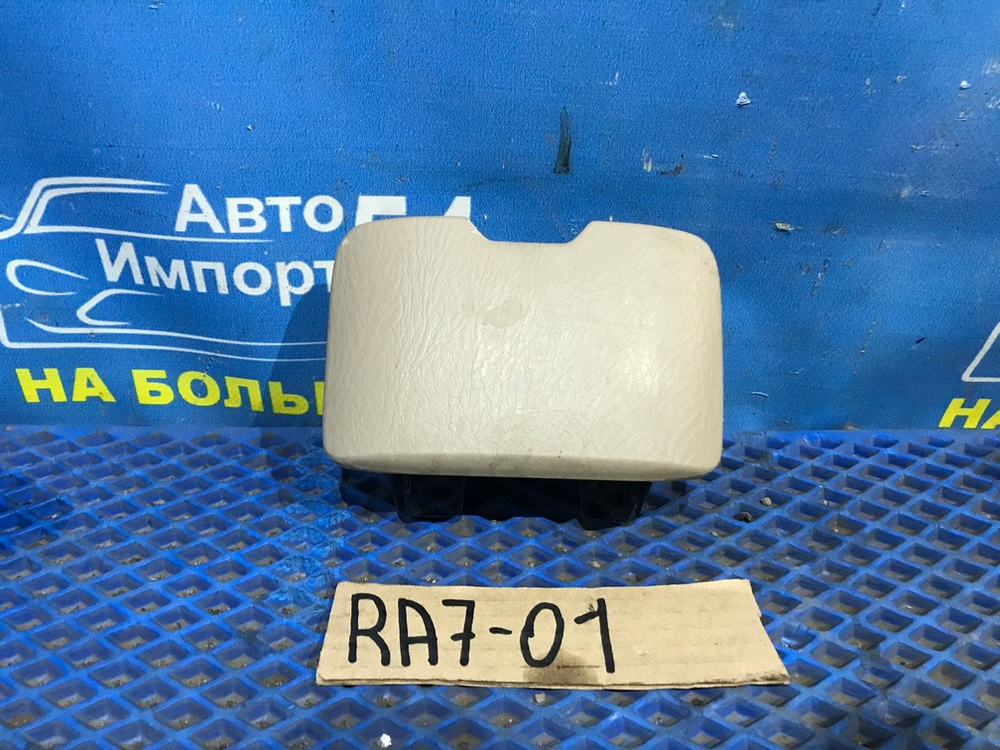 Пепельница Honda ODYSSEY 2000