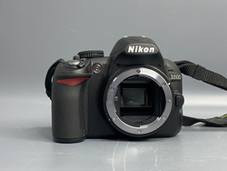 Nikon D3100 kit 18-55mm 250 кадров