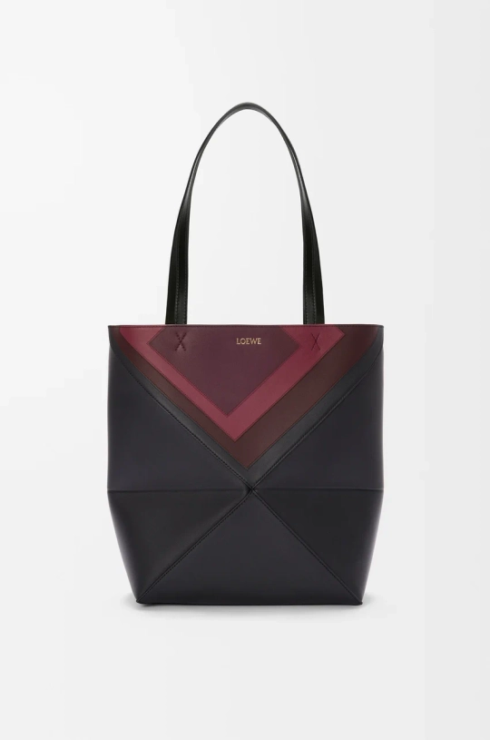Loewe Средняя складная сумка-тоут Puzzle Fold из телячьей кожи наппа, черный
