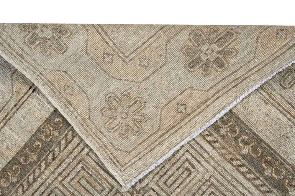 Karakuli Vintage Khotan 245 x 290 см