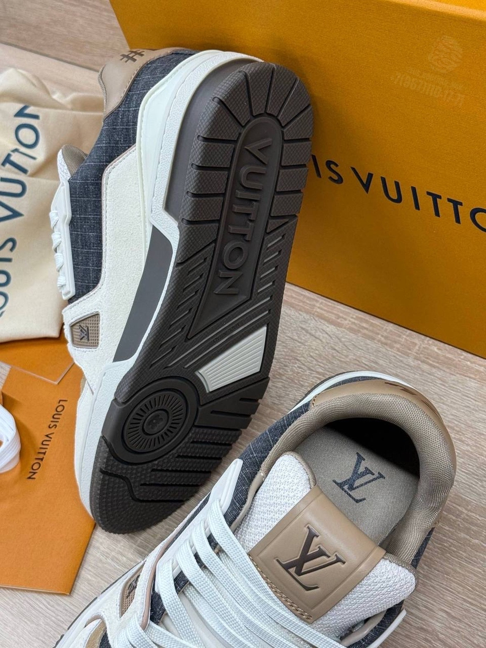 Кроссовки Louis Vuitton Trainer