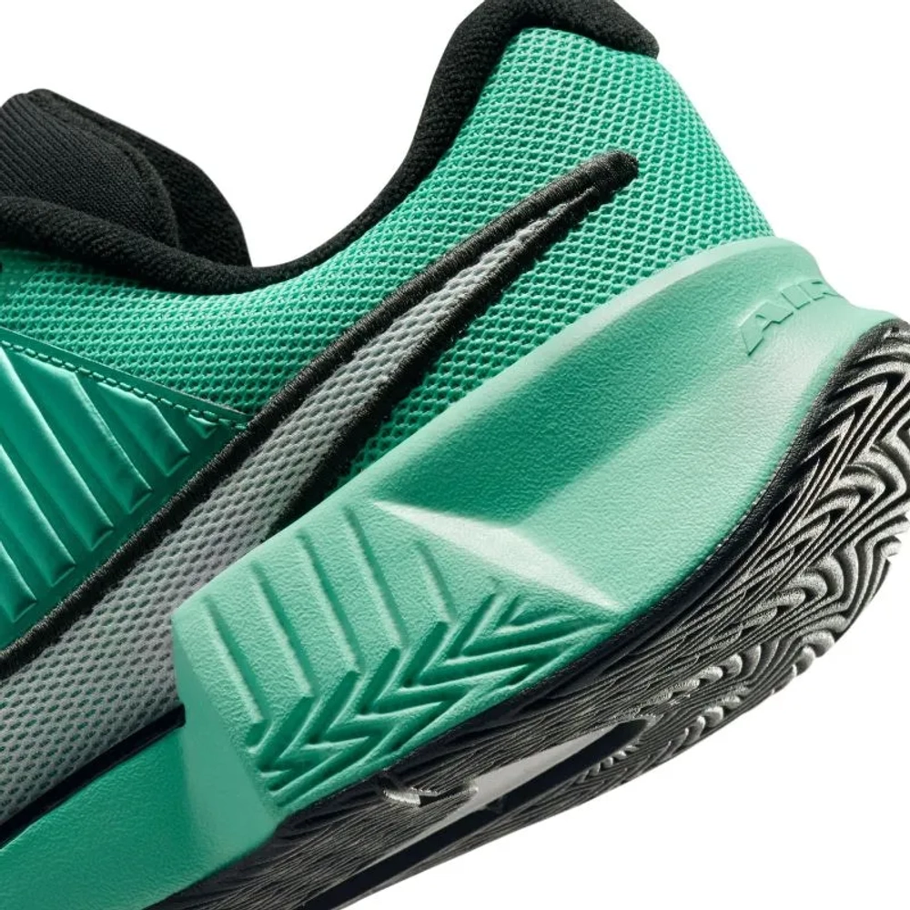 Женские теннисные кроссовки Nike Zoom GP Challenge Pro Premium - mint/black/pure platinum