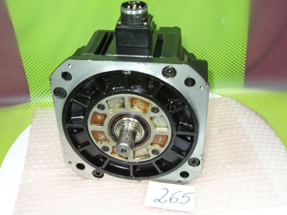YASKAWA SGMD-22AWA-YR14 YASKAWA SGMD-22AWA-YR14