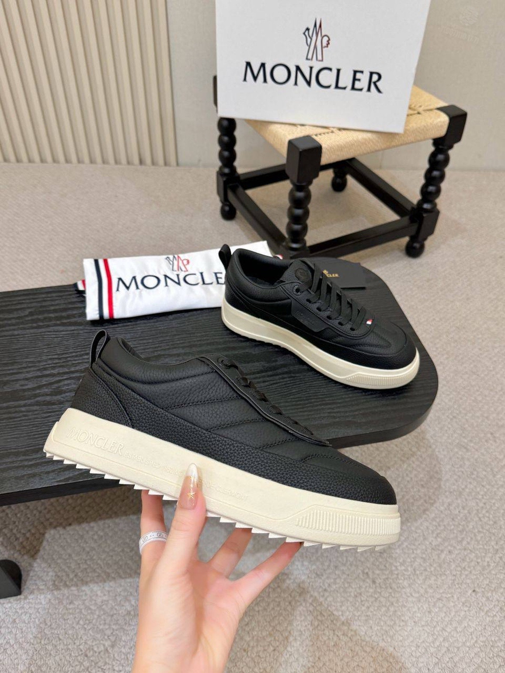 Кроссовки Moncler