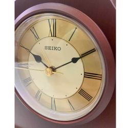 Настольные часы Seiko QXE018B