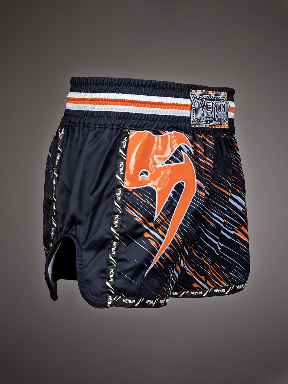 Шорты тайские Venum Giant Orange