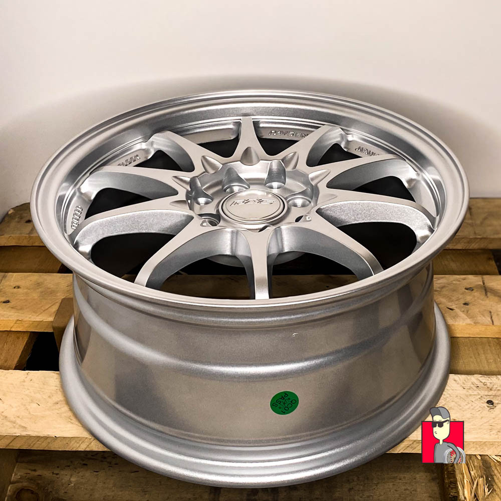 Комплект дисков Rays CE28 15x7 et35 4x100/4x114.3