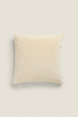 ZARA HOME БАРХАТНЫЙ ЧЕХОЛ ДЛЯ ДЕКОРАТИВНОЙ ПОДУШКИ, КРЕМОВЫЙ