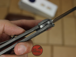 Нож Chris Reeve Umnumzaan Tanto - рукоять титан CR/UMNUT
