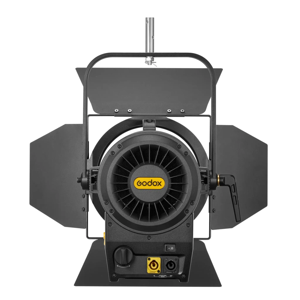 Осветитель светодиодный Godox F7-120Bi K2 с линзой Френеля