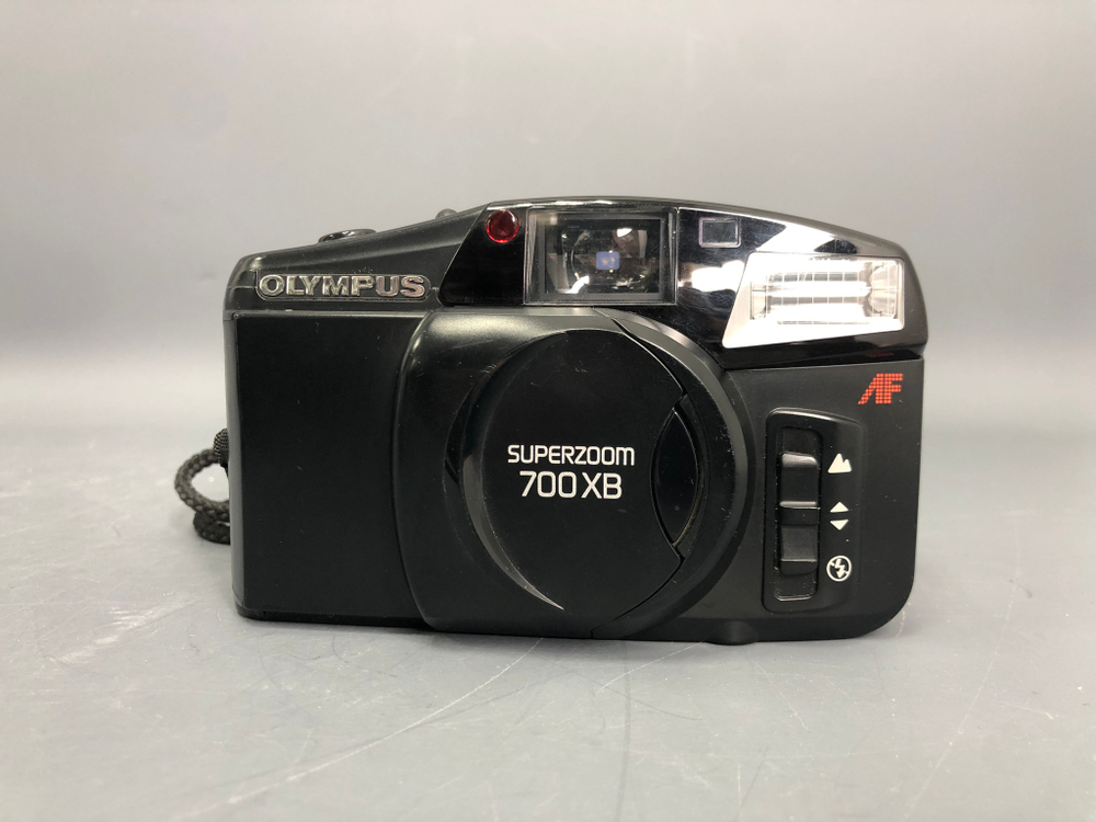 Olympus Superzoom 700 XB
