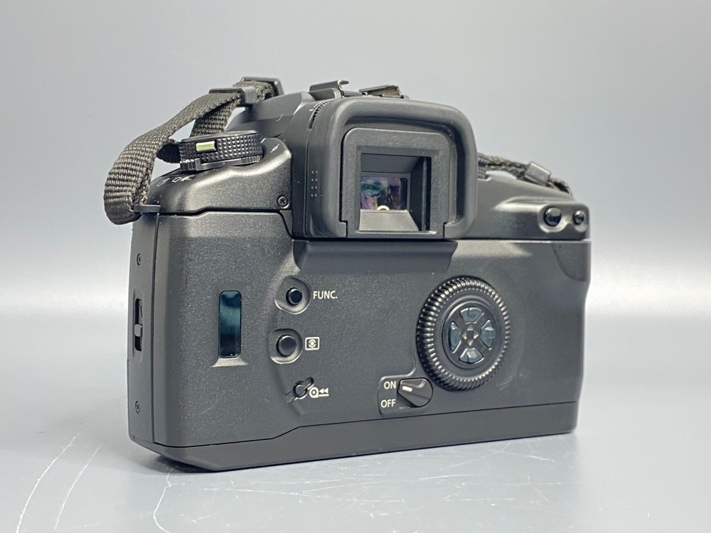 Canon EOS 30