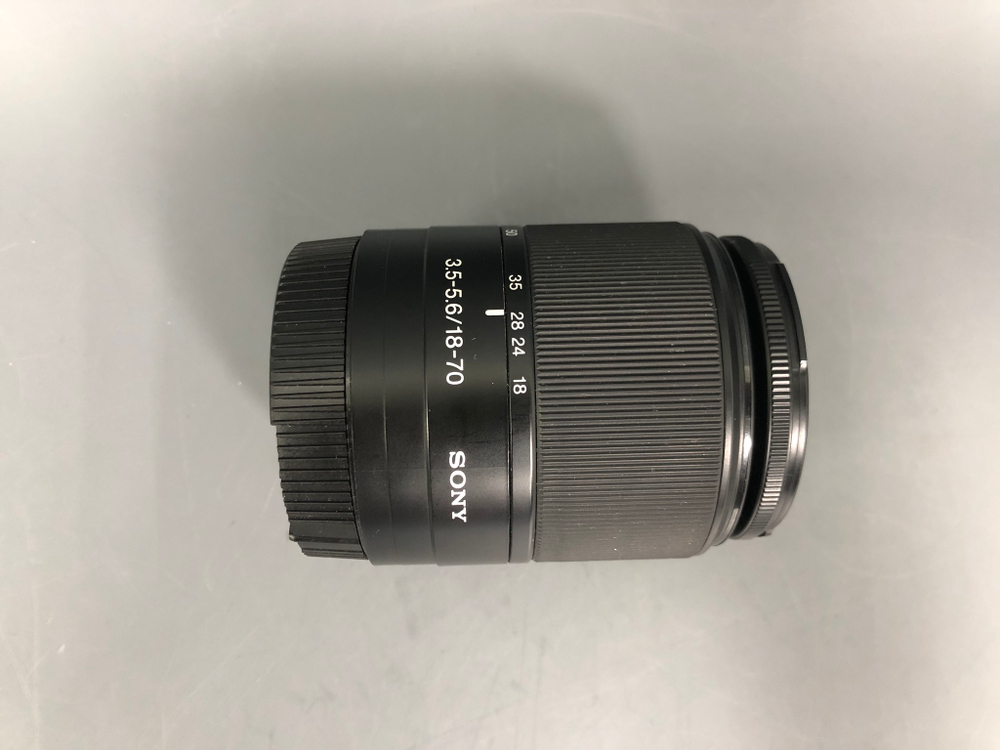 Sony DT 18-70mm