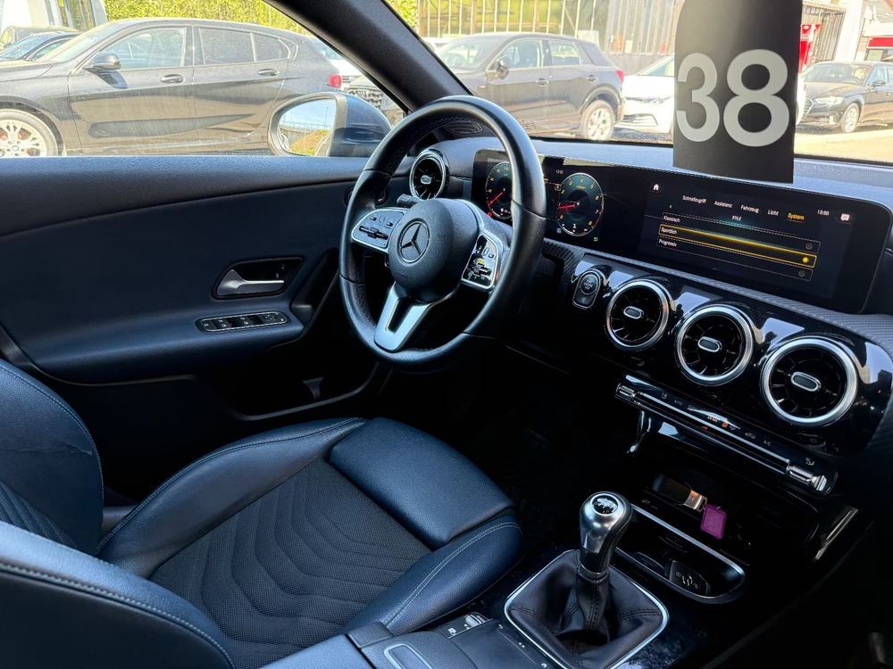 Mercedes-Benz A 200